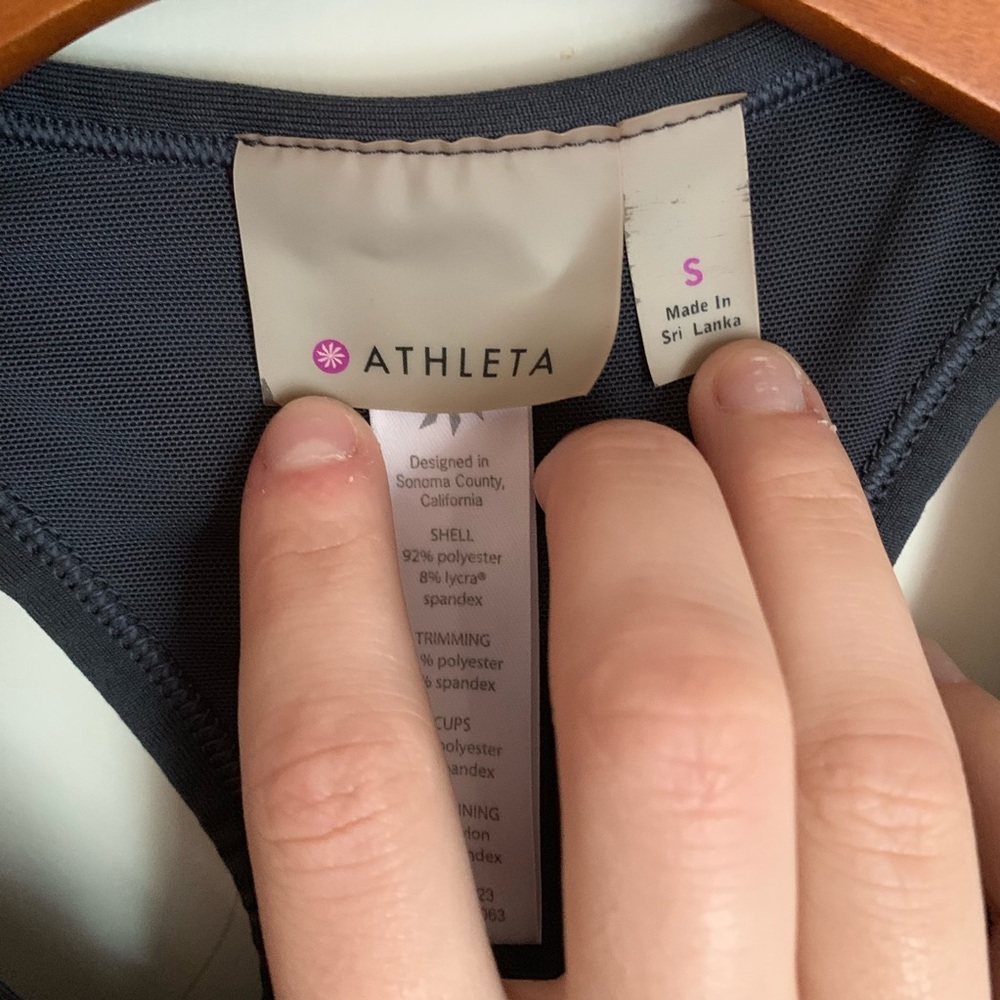 🌸 ATHLETA Turbocharge Racerback Tank Top - Picture 4 of 8